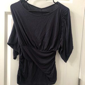 Women's Black Ruched Sleeve Blouse Top in SIze Large